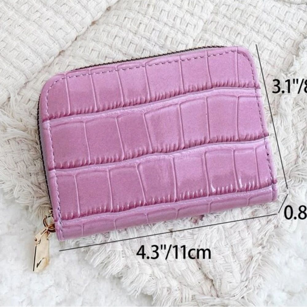 NEW! Crocodile Embossed Flap Stone Embossed Zippy Wallet Multi-Card Case - Picture 3 of 5
